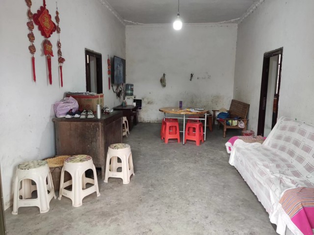 魏小超家客厅