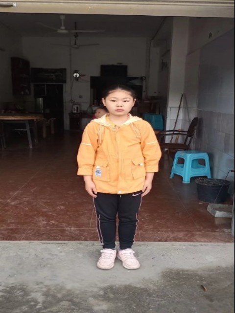 鲁雯佳本人 鲁雯佳本人